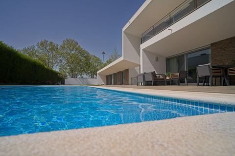 6 bedroom property, Urbanização Nurial, Algarve