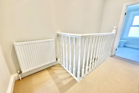 41 Grantham Road, Bournemouth, BH1 4NW