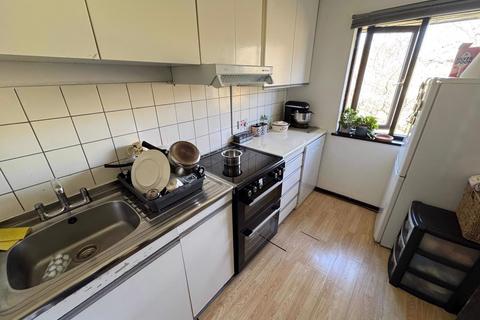 22 Tanglewood Way, Feltham, TW13 7HB