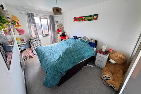 22 Tanglewood Way, Feltham, TW13 7HB