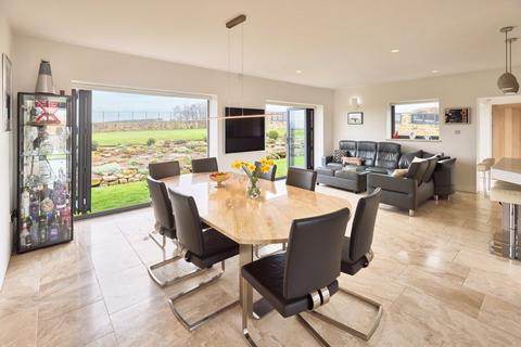 4 bedroom detached house for sale, Churchfield Road, Clayton DN5