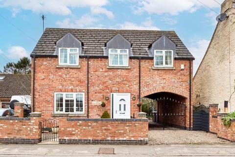 undefined, High Street, Hook DN14