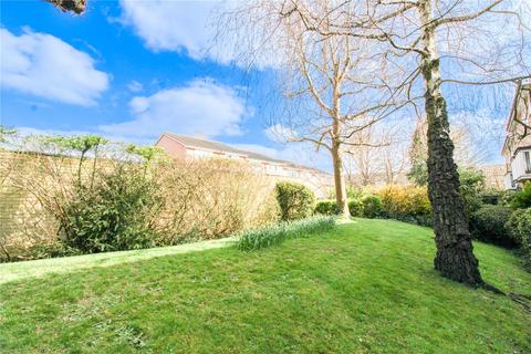 2 Green Acres, Croydon, CR0 5UW