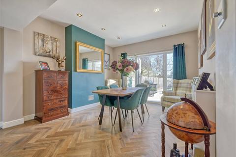 32 Greenways, Southend-on-sea, SS1 3BS