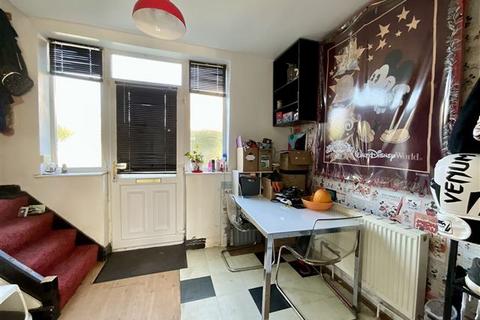 339 Hall Road, Sheffield, S9 4AF
