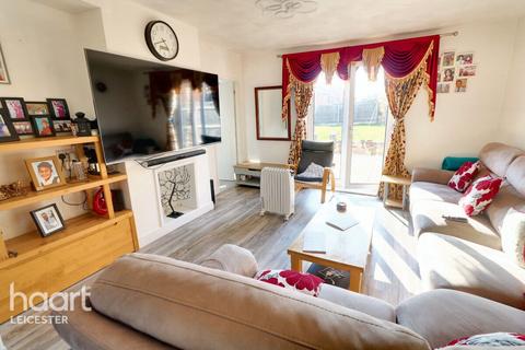 30 Barry Road, Leicester, LE5 1FA