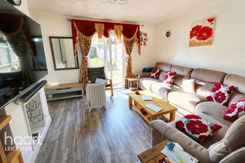 30 Barry Road, Leicester, LE5 1FA