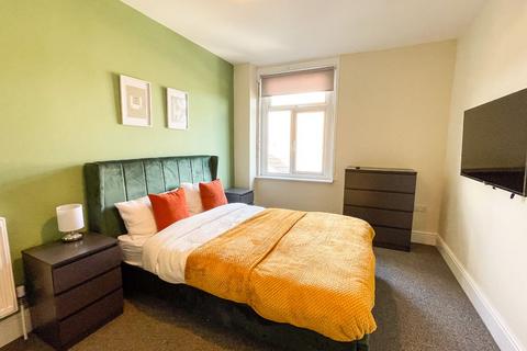 undefined, Room 3, 161 Brereton Avenue