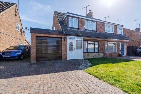 3 bedroom semi-detached house for sale, South Lawne, Bletchley MK3