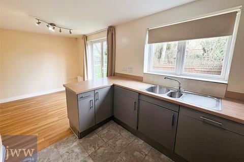 4 bedroom semi-detached house to rent, Locomotion Lane, Darlington, DL2