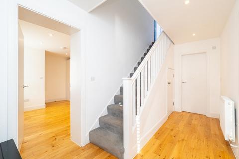 1a Reading Road, Sutton, SM1 4RW