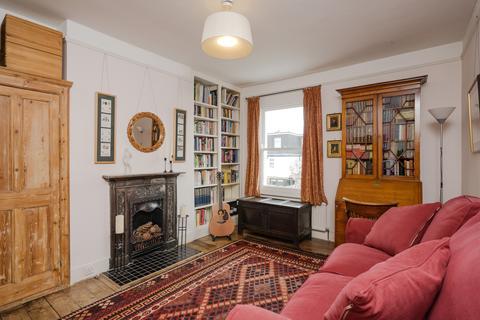47 Boscombe Road, London, SW19 3AX