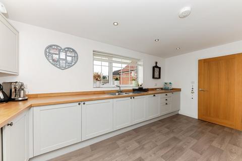 4 bedroom detached house for sale, Cambridge Crescent, Binbrook LN8