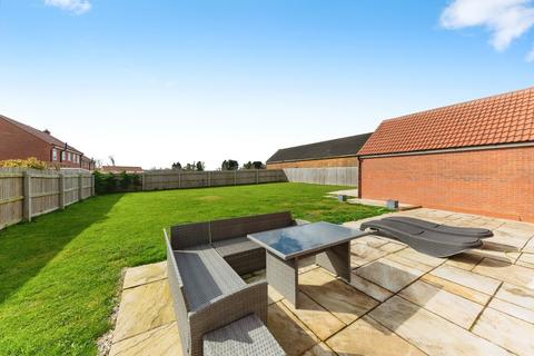 7 Cambridge Crescent, Brookenby, Market Rasen, LN8 6HB