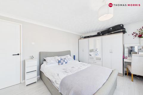 118 Burstellars, St Ives, PE27 3YN