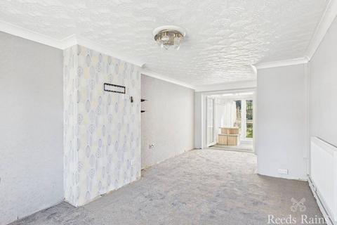 3 bedroom semi-detached house for sale, Hesleden Avenue, North Yorkshire TS5