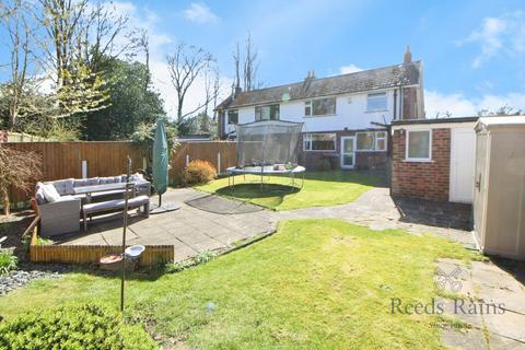 3 bedroom semi-detached house for sale, Brockhurst Way, Cheshire CW9