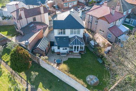 3 bedroom detached house for sale, Kinard Drive, Denbighshire LL18