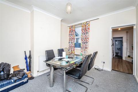 2 bedroom terraced house for sale, Balmoral Road, Kent ME7