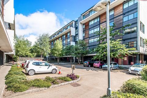 2 bedroom apartment for sale, Broadway, Salford M50