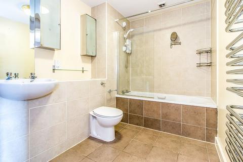 2 bedroom apartment for sale, Broadway, Salford M50
