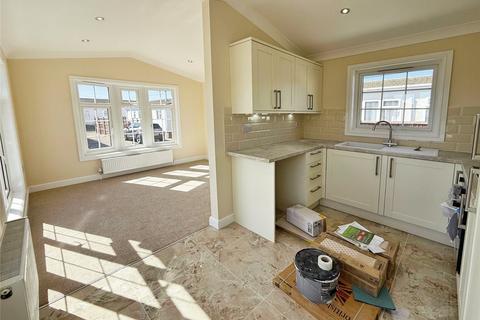 2 bedroom detached house for sale, Ambleside Park, Lincoln LN6
