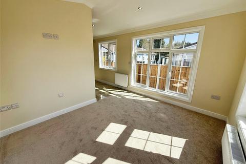 2 bedroom detached house for sale, Ambleside Park, Lincoln LN6