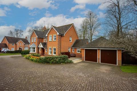 7 Balmoral Close, Leicester, LE2 3PZ