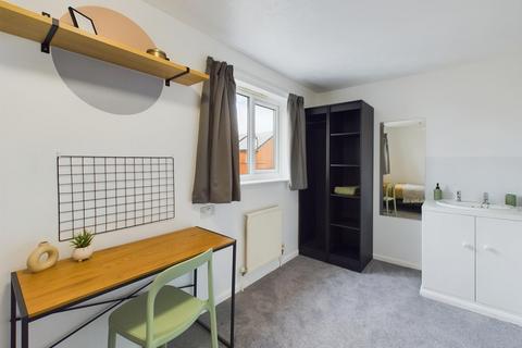 6 bedroom house to rent, Sage Road, Leicester LE2