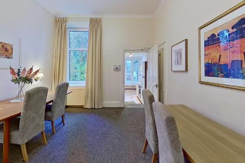 5 bedroom flat to rent, Holburn Street, Holburn, Aberdeen, AB10