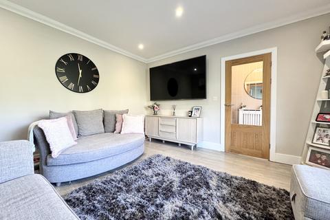 43 Bronhaul, Aberdare, CF44 0DP