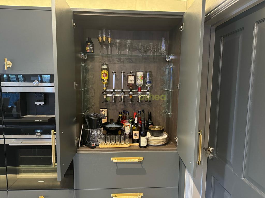 Drinks cabinet.jpeg