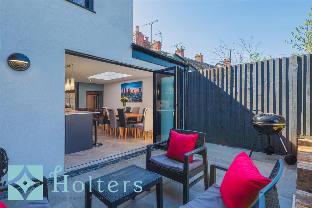 115 Etnam Street, Leominster-08.jpg