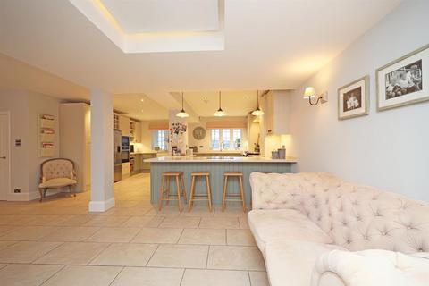 undefined, Airdale Road, Stone