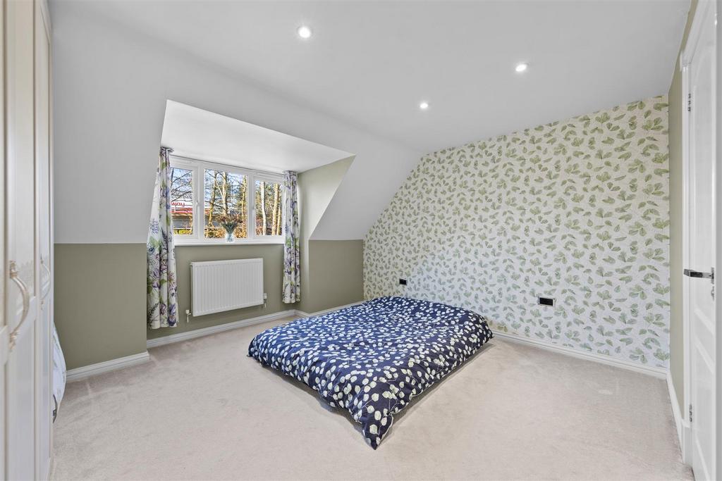 95 Bradwell Rd Web50.jpg
