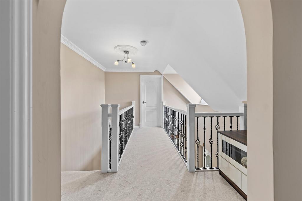 95 Bradwell Rd Web40.jpg