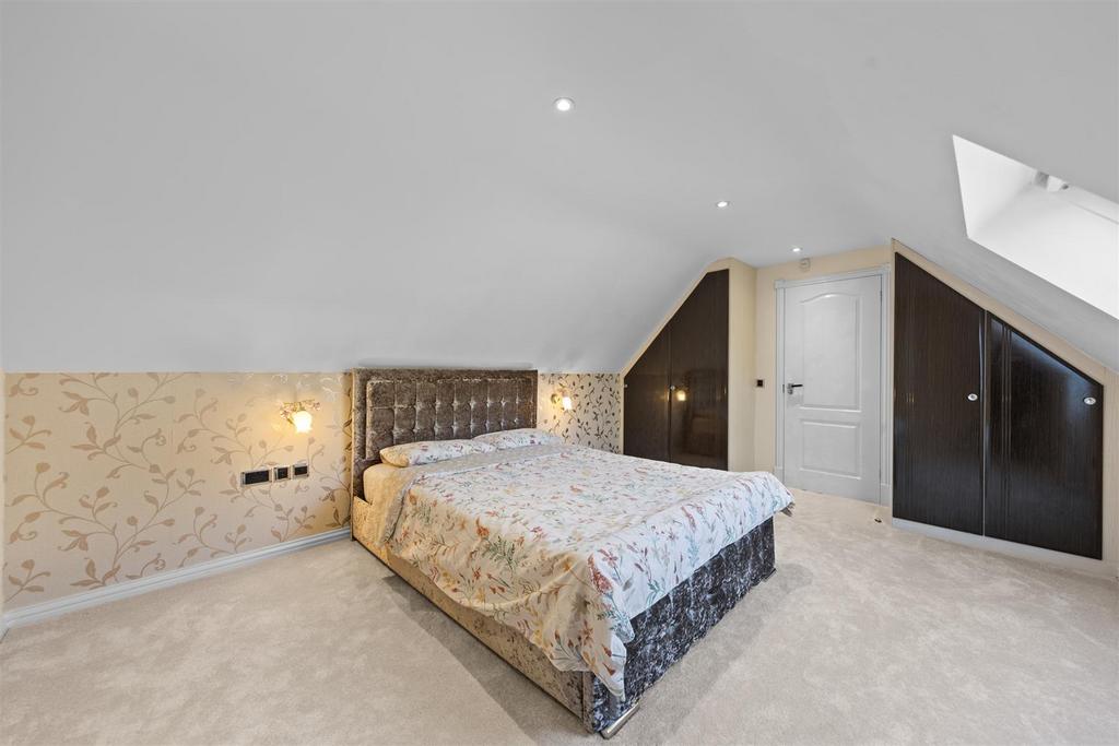 95 Bradwell Rd Web45.jpg