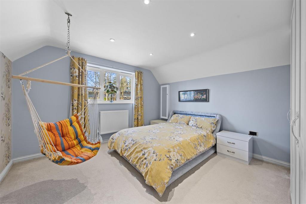 95 Bradwell Rd Web43.jpg