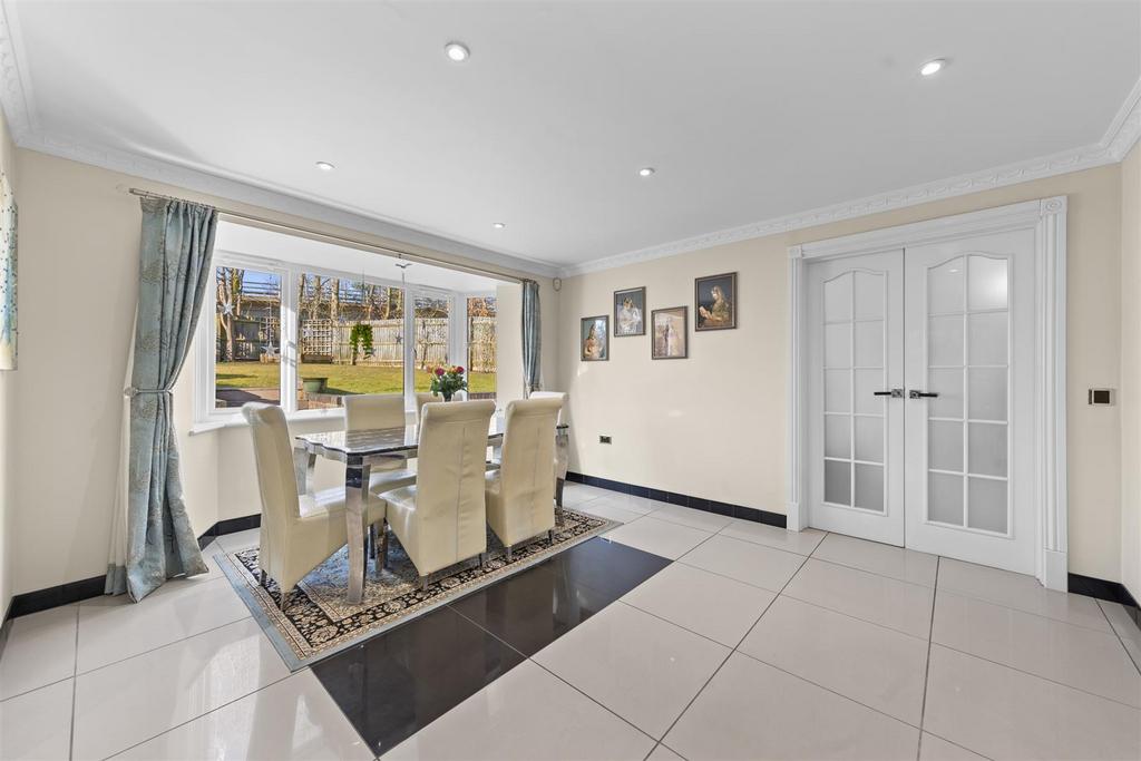 95 Bradwell Rd Web30.jpg