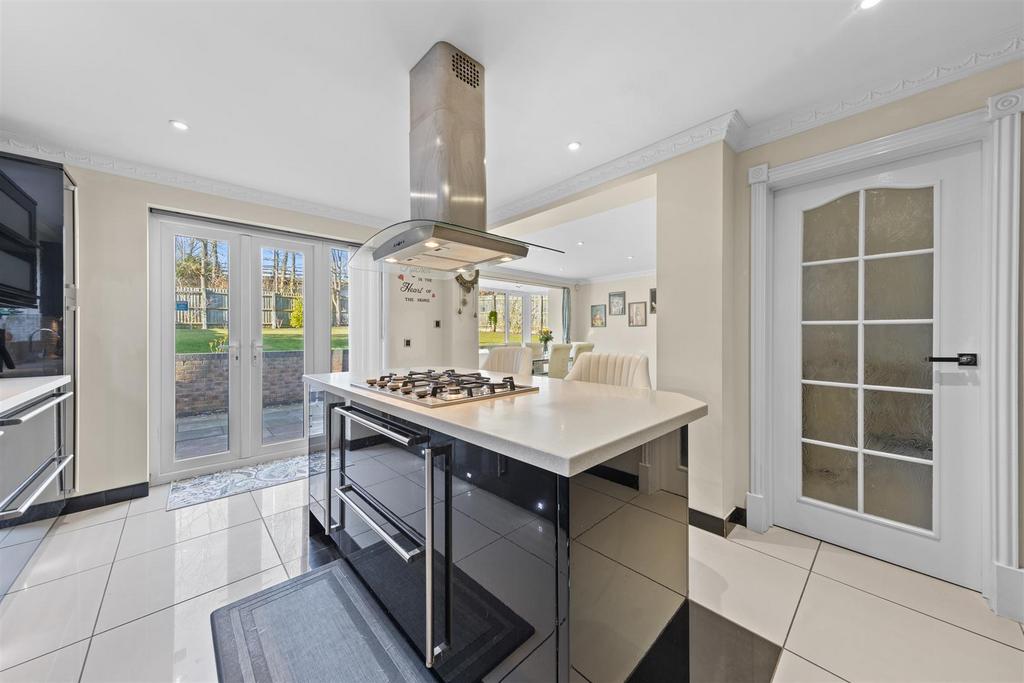95 Bradwell Rd Web34.jpg