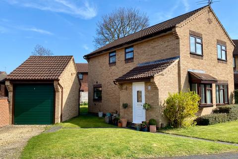 62 Belton Grove, Grantham, NG31 9HH