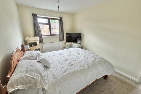 62 Belton Grove, Grantham, NG31 9HH
