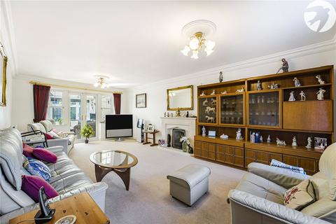 4 bedroom detached house for sale, The Beeches, Hextable, Kent, BR8