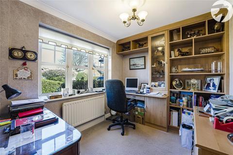 4 bedroom detached house for sale, The Beeches, Hextable, Kent, BR8