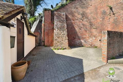 61 The Street, Old Basing, Basingstoke, RG24 7BX
