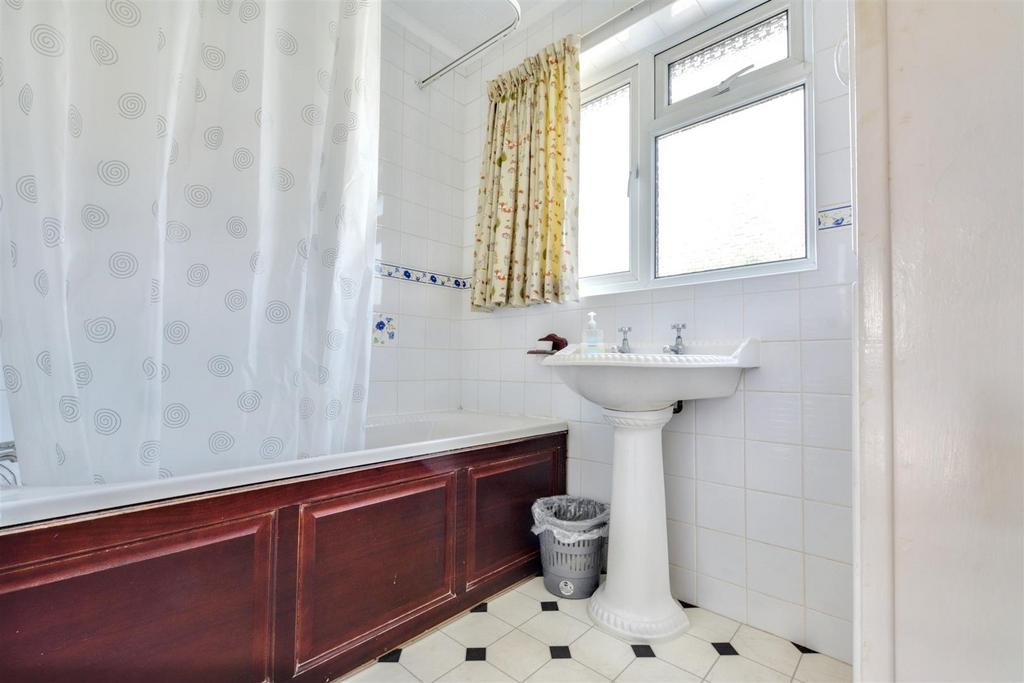 Bathroom.jpeg
