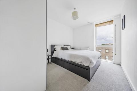 1 bedroom flat for sale, Appleby Court, Adenmore Road, London, SE6 4EJ