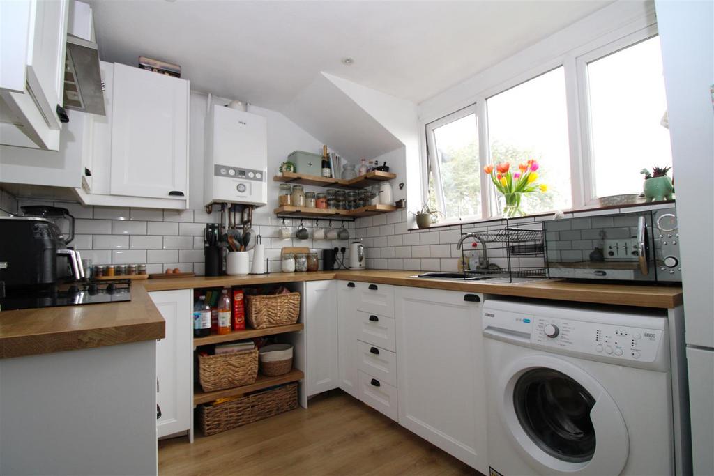 Kitchen.JPG