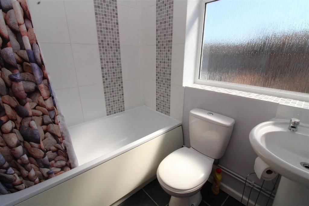 Bathroom.JPG