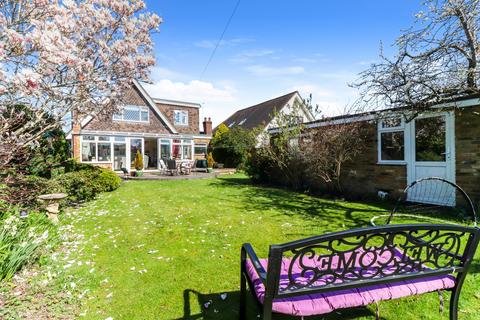 3 bedroom detached house for sale, Sycamore Road, Chalfont St. Giles, Buckinghamshire, HP8